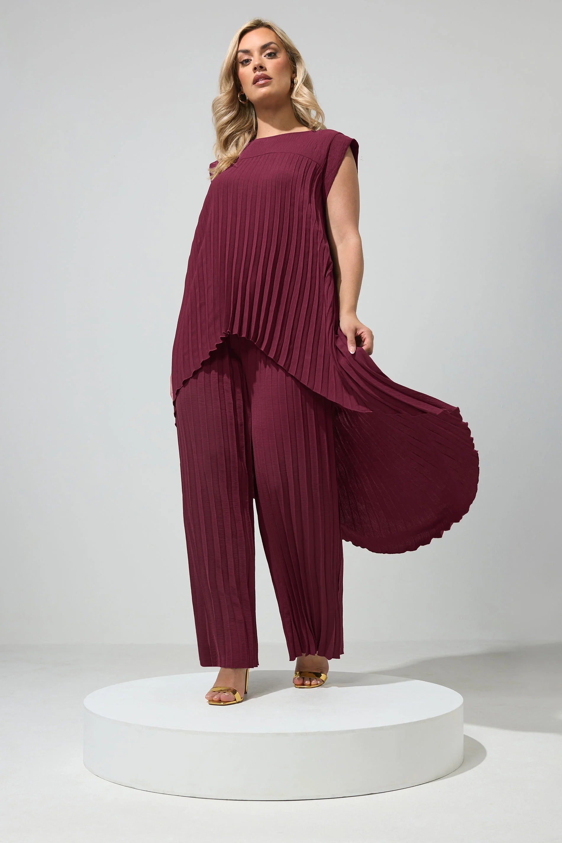 Curve | Conjunto plisado
