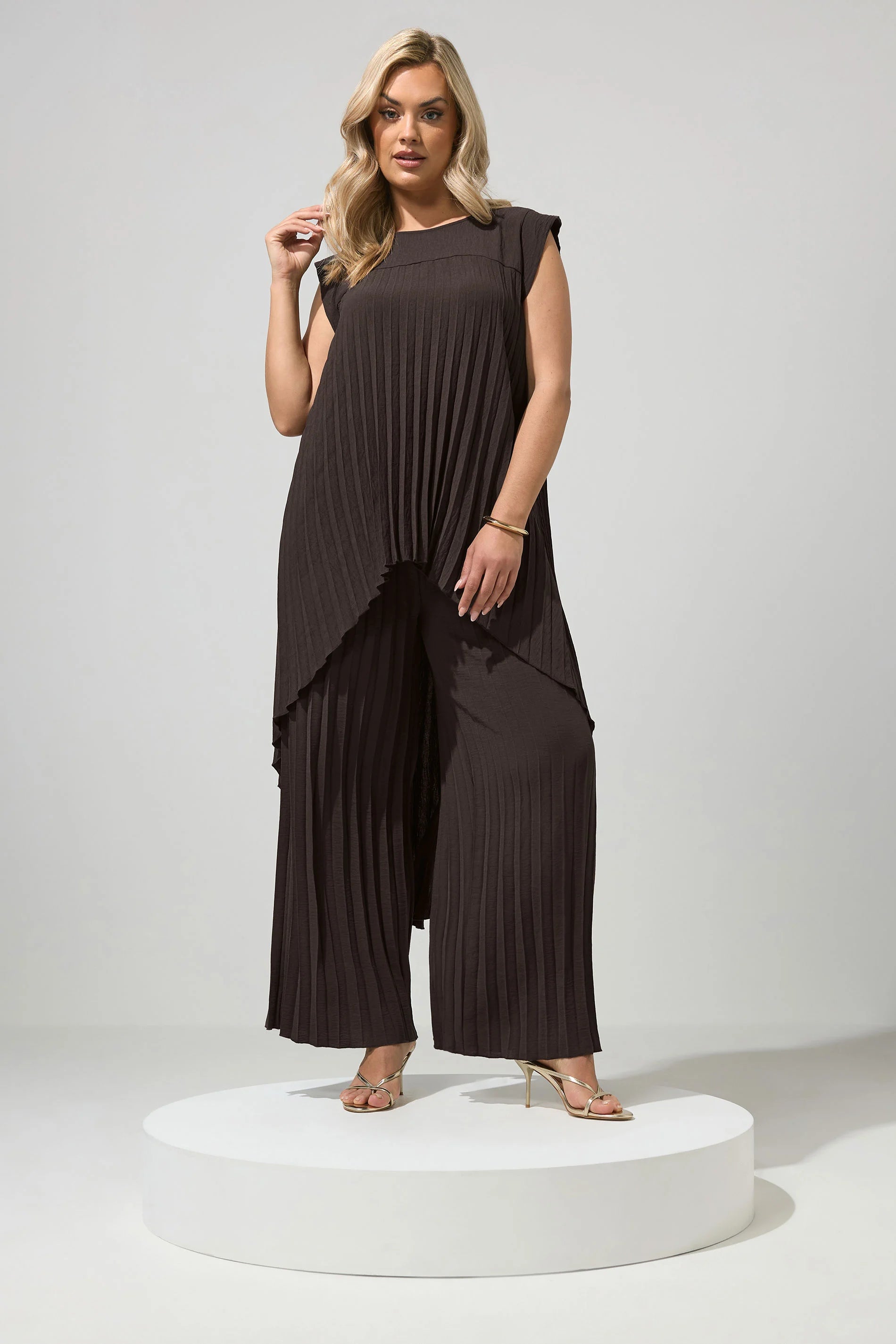 Curve | Conjunto plisado