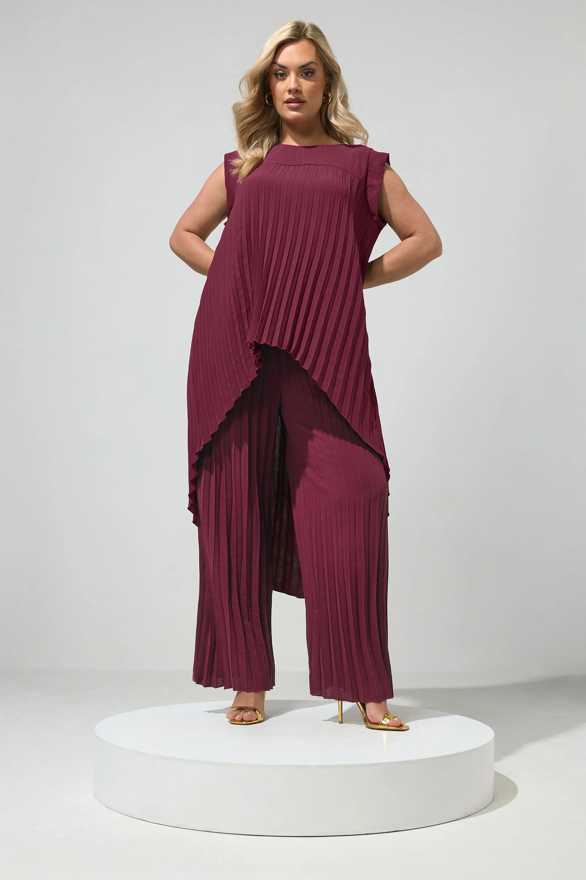 Curve | Conjunto plisado