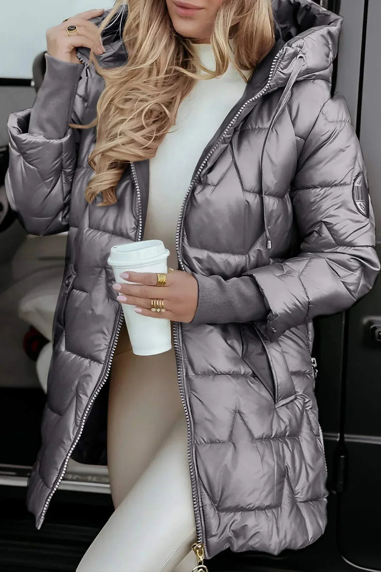 Clara Domínguez | Chaqueta larga acolchada